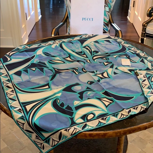 Emilio Pucci Accessories - EMILIO PUCCI SILK SQUARE LUXURY DESIGNER SCARF IN ICONIC PRINT 34 X 34